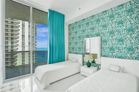 15811 Collins Avenue Sunny Isles Beach FL 33160