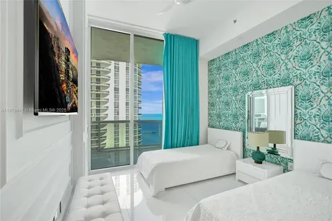 15811 Collins Avenue Sunny Isles Beach FL 33160
