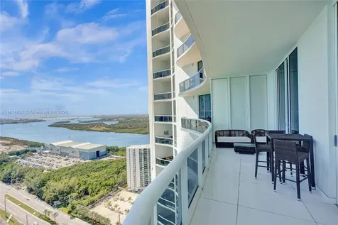 15811 Collins Avenue Sunny Isles Beach FL 33160