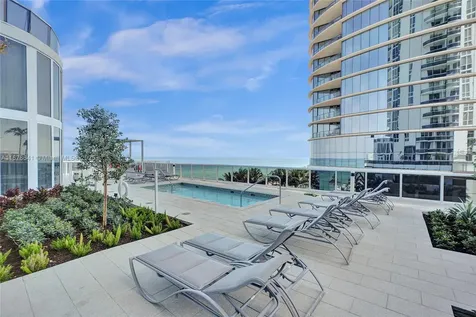 15811 Collins Avenue Sunny Isles Beach FL 33160