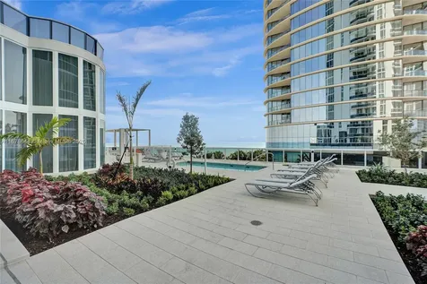 15811 Collins Avenue Sunny Isles Beach FL 33160