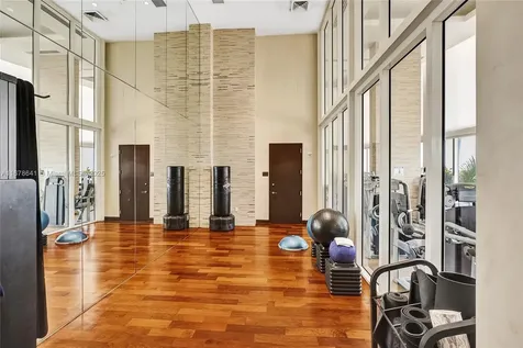 15811 Collins Avenue Sunny Isles Beach FL 33160