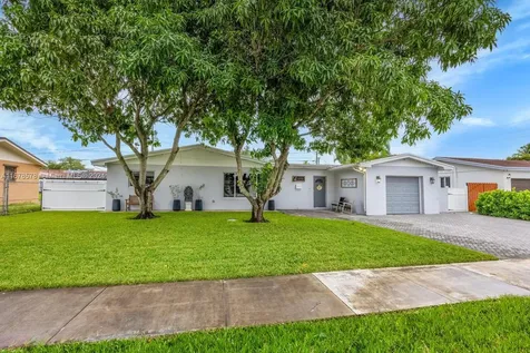 19915 SW 88th Court Cutler Bay FL 33157