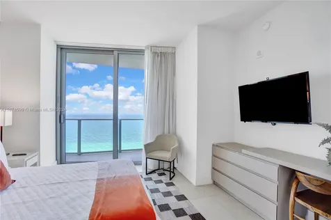 4111 S Ocean Drive Hollywood FL 33019