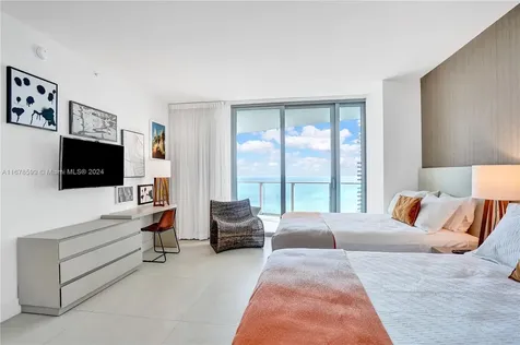 4111 S Ocean Drive Hollywood FL 33019