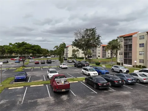 1820 SW 81st Avenue North Lauderdale FL 33068