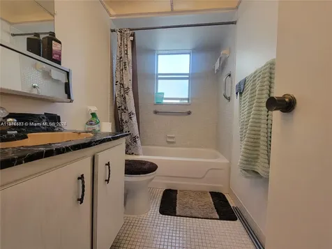 1820 SW 81st Avenue North Lauderdale FL 33068