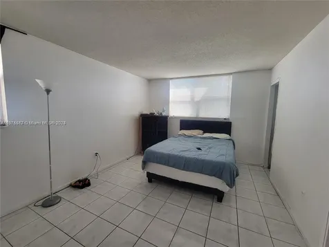 1820 SW 81st Avenue North Lauderdale FL 33068