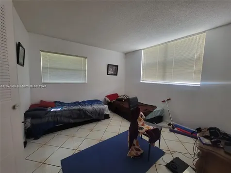 1820 SW 81st Avenue North Lauderdale FL 33068