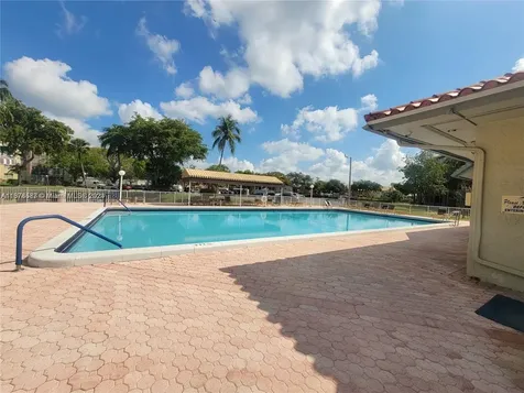 1820 SW 81st Avenue North Lauderdale FL 33068