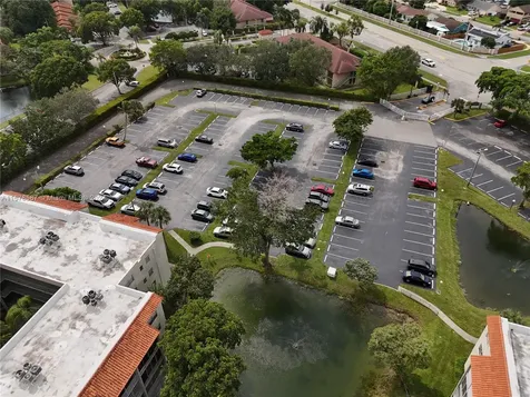 1820 SW 81st Avenue North Lauderdale FL 33068
