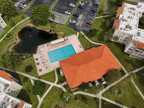 1820 SW 81st Avenue North Lauderdale FL 33068