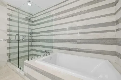 801 S Pointe Drive Miami Beach FL 33139
