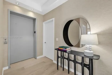 801 S Pointe Drive Miami Beach FL 33139