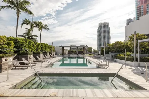 801 S Pointe Drive Miami Beach FL 33139