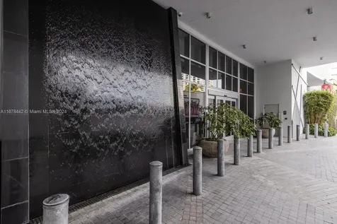 801 S Pointe Drive Miami Beach FL 33139