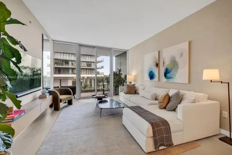 801 S Pointe Drive Miami Beach FL 33139