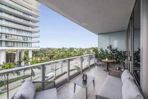 801 S Pointe Drive Miami Beach FL 33139