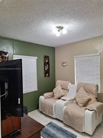 1439 NW 26th Street Miami FL 33142