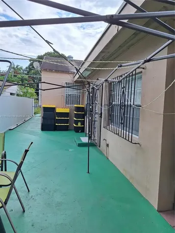 1439 NW 26th Street Miami FL 33142