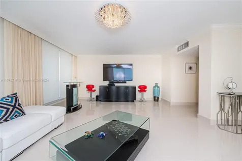 2751 S Ocean Drive Hollywood FL 33019