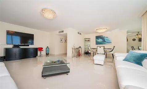 2751 S Ocean Drive Hollywood FL 33019