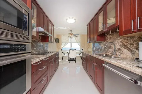 2751 S Ocean Drive Hollywood FL 33019