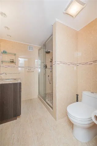 2751 S Ocean Drive Hollywood FL 33019