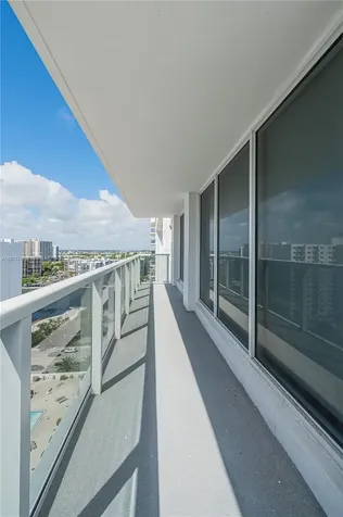 2751 S Ocean Drive Hollywood FL 33019