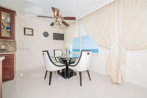 2751 S Ocean Drive Hollywood FL 33019