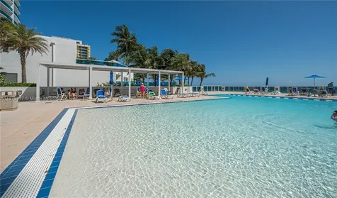 2751 S Ocean Drive Hollywood FL 33019