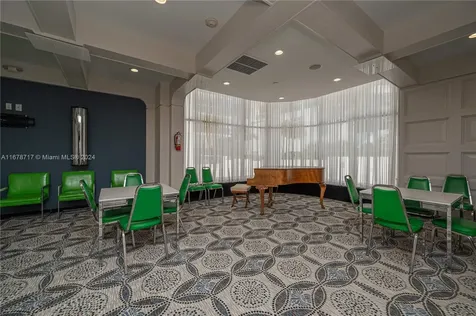 2751 S Ocean Drive Hollywood FL 33019
