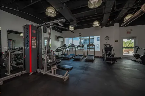 2751 S Ocean Drive Hollywood FL 33019