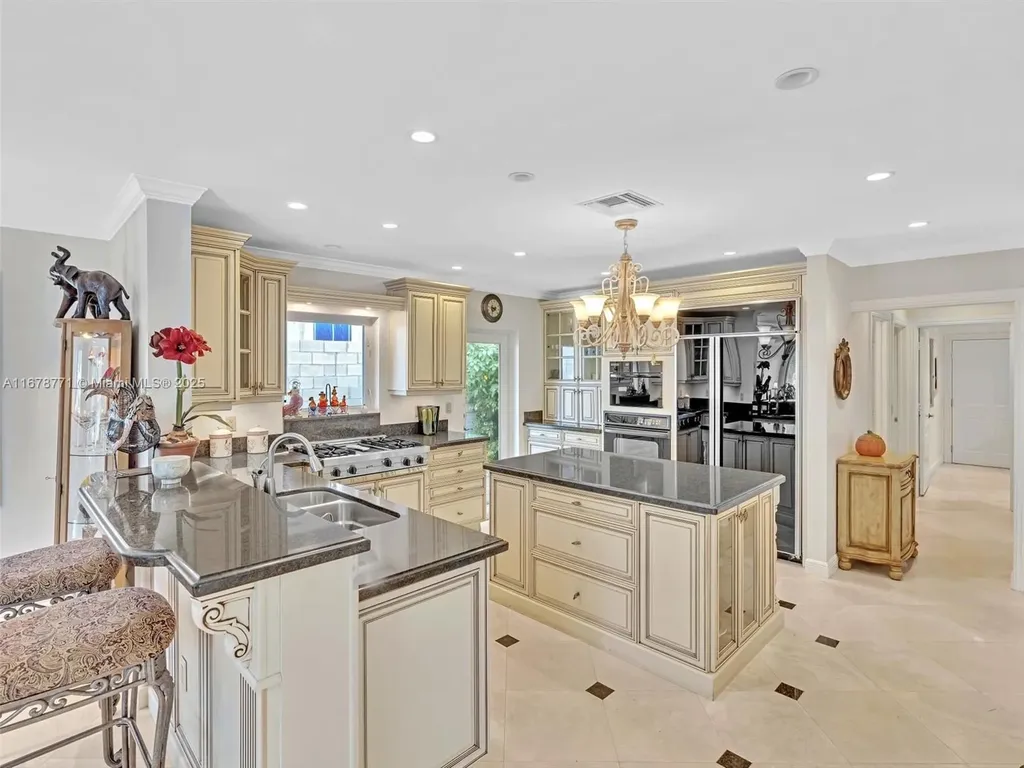 449 Isle Of Palms Drive Fort Lauderdale FL 33301