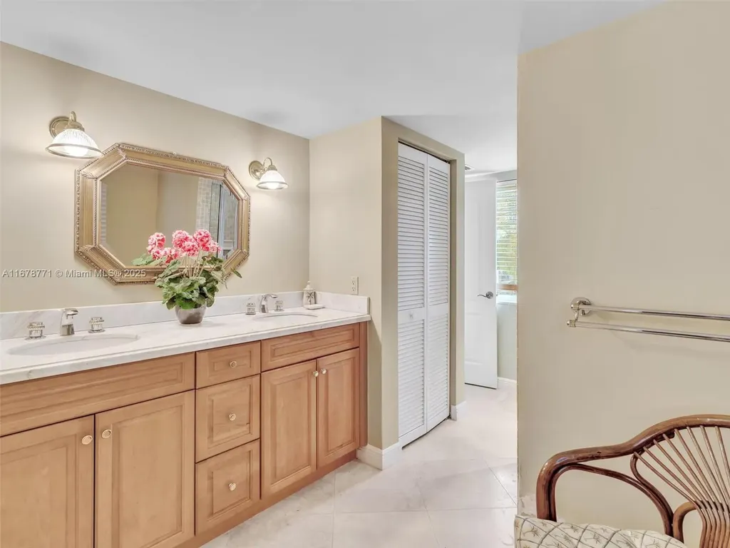 449 Isle Of Palms Drive Fort Lauderdale FL 33301