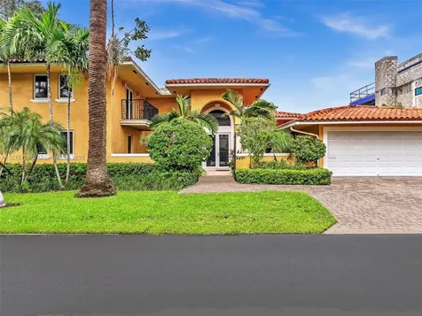 449 Isle Of Palms Drive Fort Lauderdale FL 33301