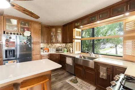 1619 NE 169th Street North Miami Beach FL 33162