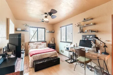 1619 NE 169th Street North Miami Beach FL 33162