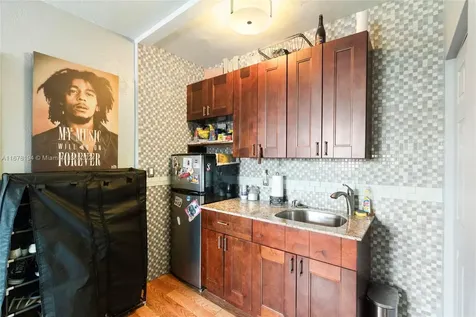 1619 NE 169th Street North Miami Beach FL 33162