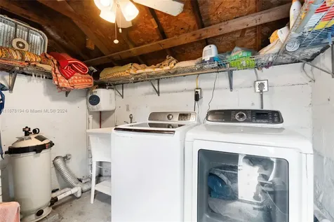 1619 NE 169th Street North Miami Beach FL 33162