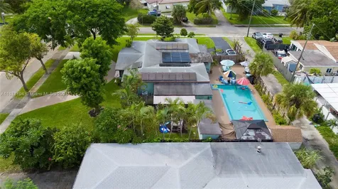 1619 NE 169th Street North Miami Beach FL 33162