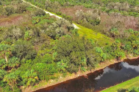 862 Ashland Street E Lehigh Acres FL 33974