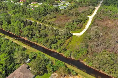 862 Ashland Street E Lehigh Acres FL 33974