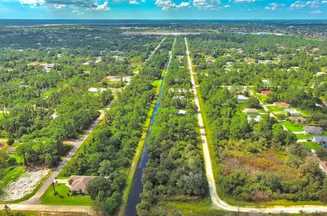 862 Ashland Street E Lehigh Acres FL 33974
