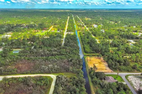 862 Ashland Street E Lehigh Acres FL 33974