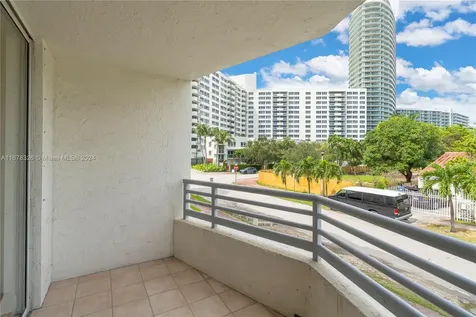 1401 Bay Road Miami Beach FL 33139