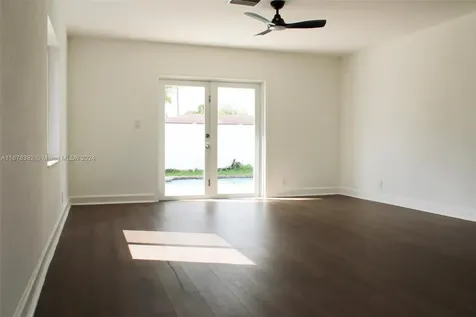 6410 Braeburn North Lauderdale FL 33068
