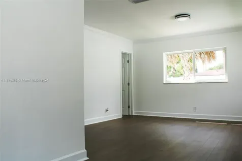 6410 Braeburn North Lauderdale FL 33068