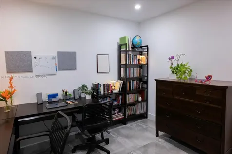 2185 NE 124th Street North Miami FL 33181