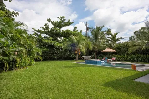 2185 NE 124th Street North Miami FL 33181